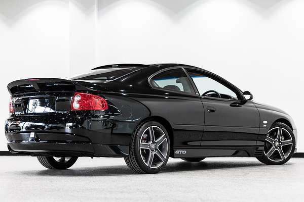 2002 Holden Coupe GTO V2