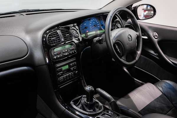 2002 Holden Coupe GTO V2