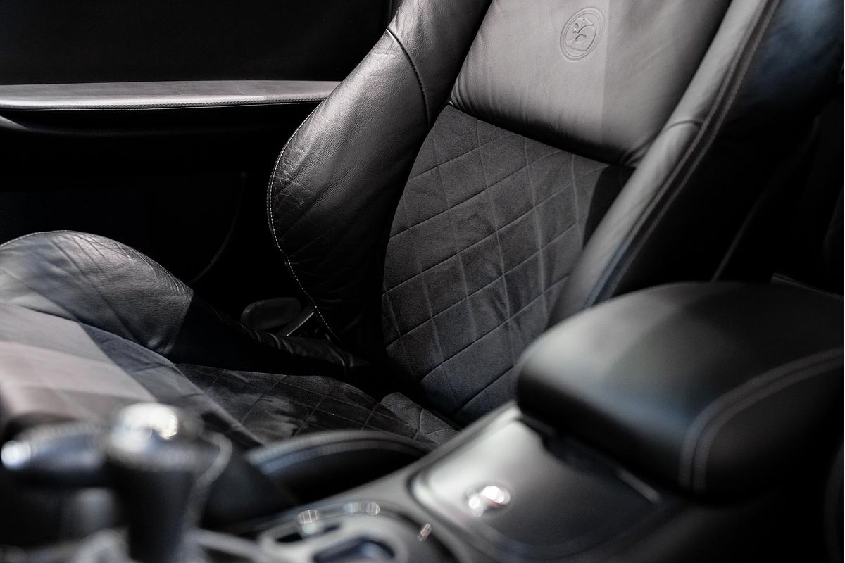 2002 Holden Coupe GTO V2