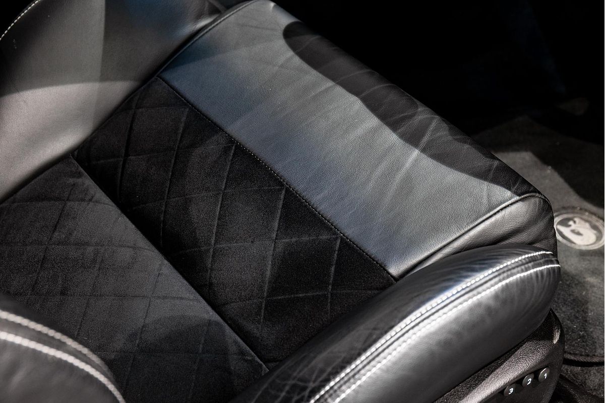 2002 Holden Coupe GTO V2