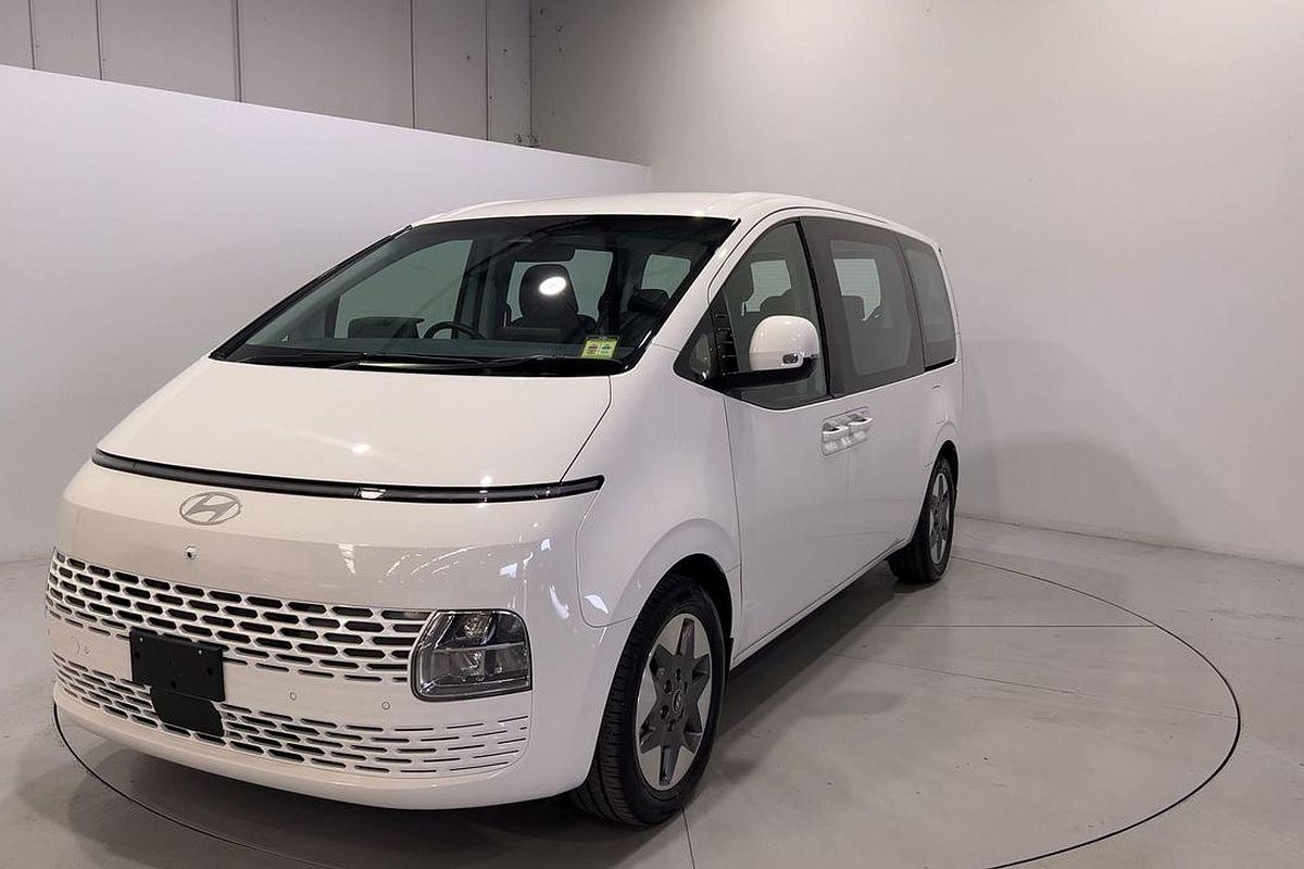 2024 Hyundai STARIA US4.V3