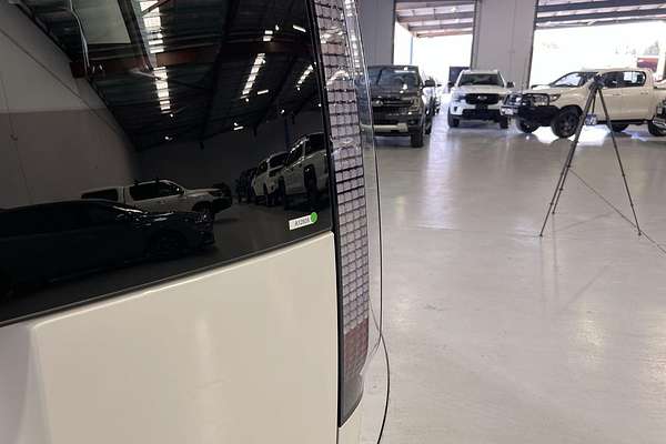 2024 Hyundai STARIA US4.V3