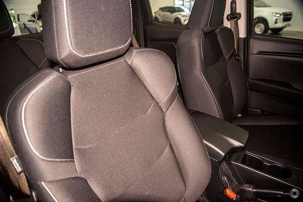 2025 Isuzu D-MAX SX 4X4