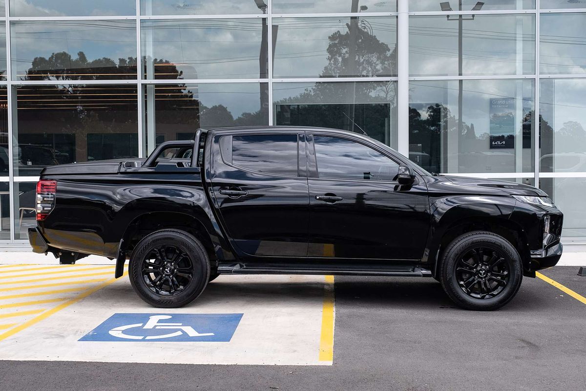 2020 Mitsubishi Triton GSR MR 4X4