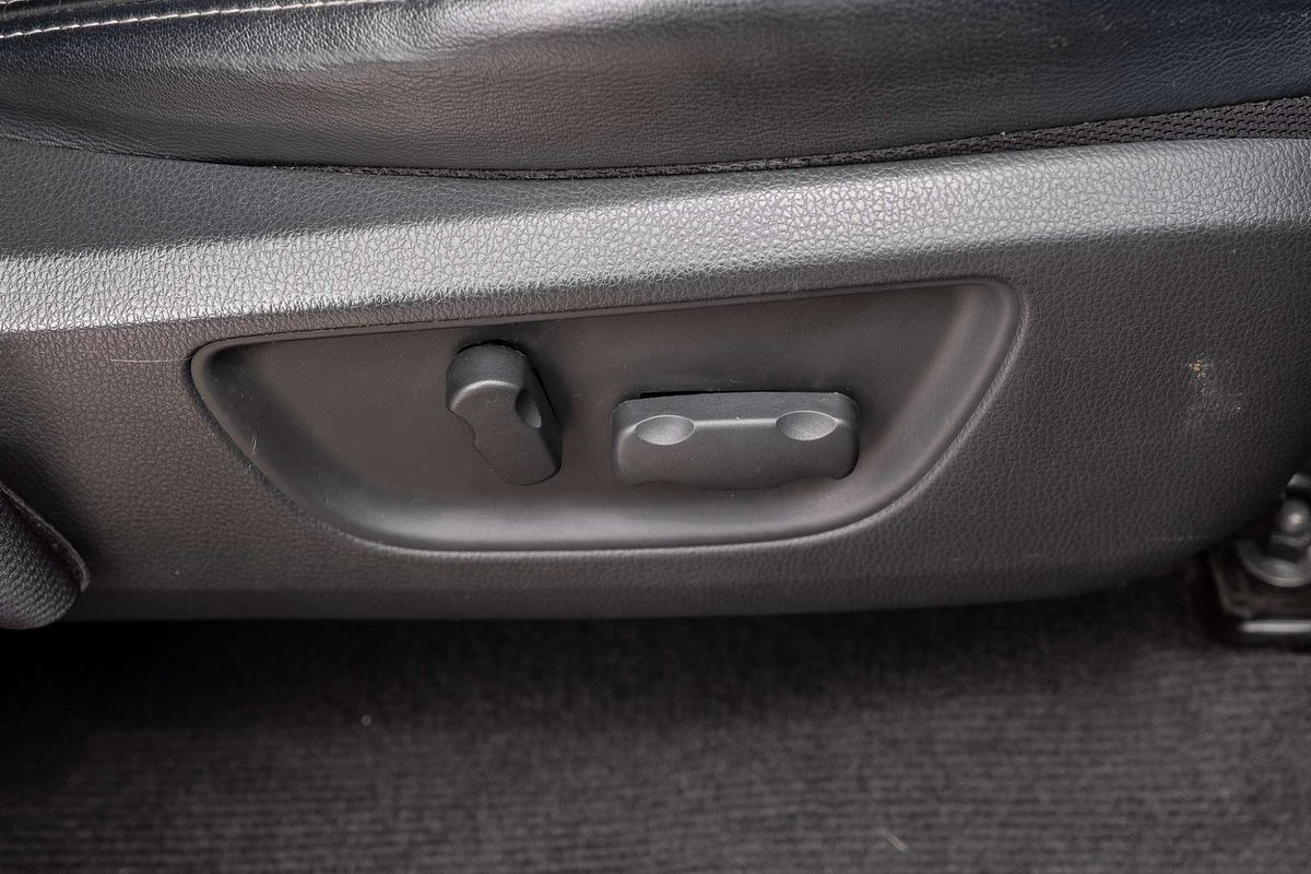 2020 Mitsubishi Triton GSR MR 4X4