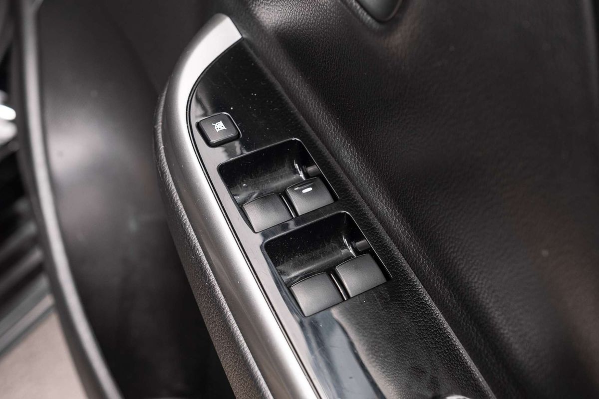 2020 Mitsubishi Triton GSR MR 4X4