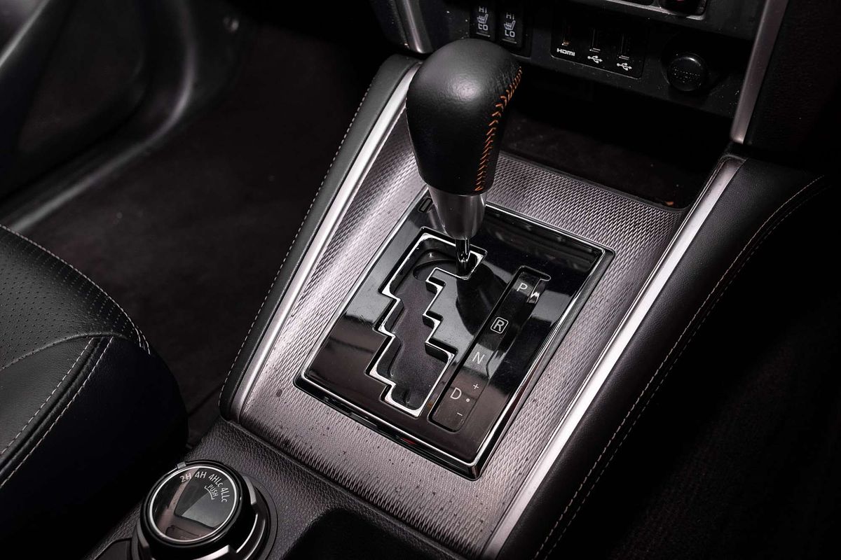 2020 Mitsubishi Triton GSR MR 4X4