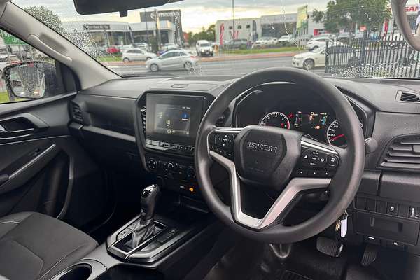 2021 Isuzu D-MAX SX High Ride Rear Wheel Drive