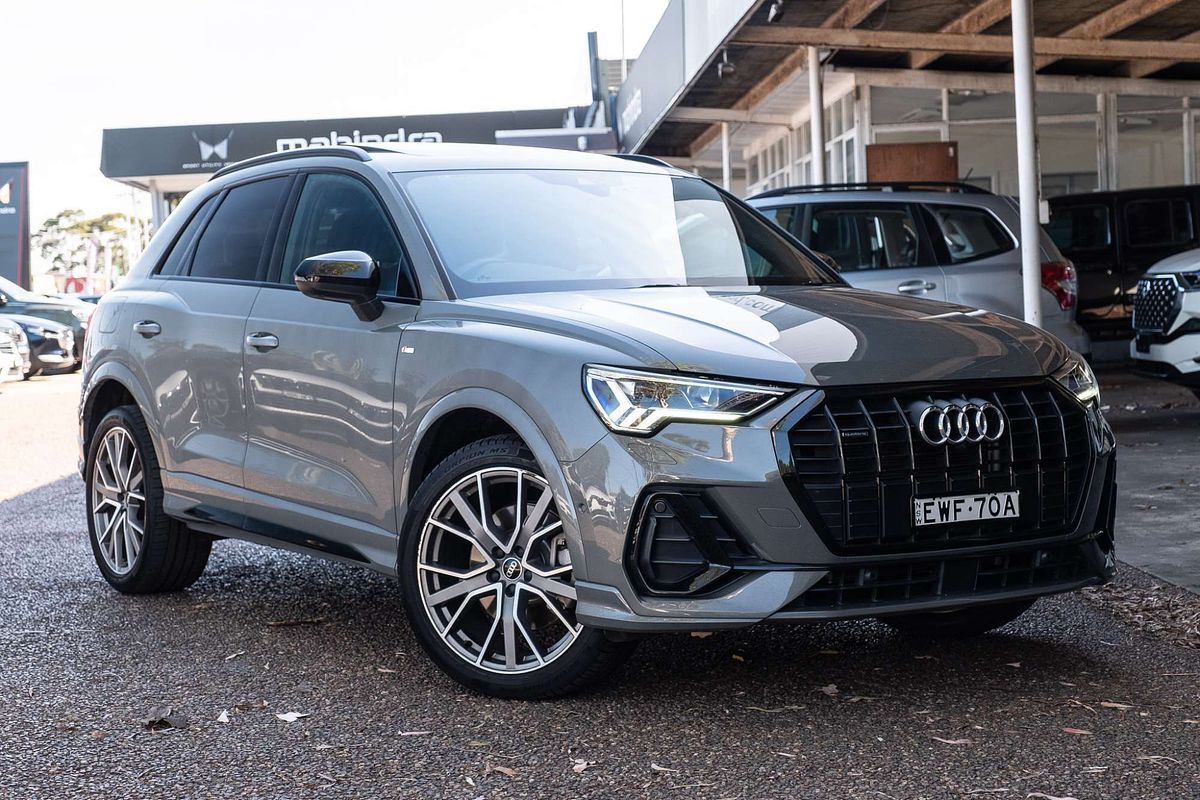 2022 Audi Q3 40 TFSI S line F3