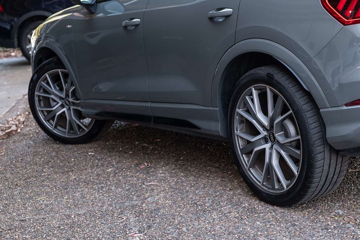 2022 Audi Q3 40 TFSI S line F3