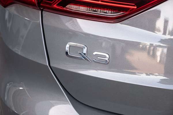 2022 Audi Q3 40 TFSI S line F3