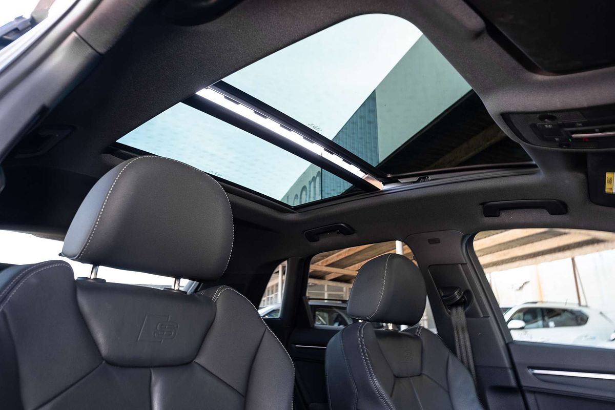 2022 Audi Q3 40 TFSI S line F3