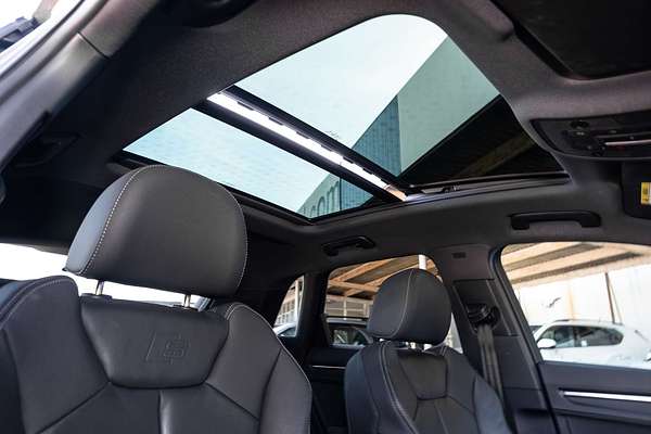 2022 Audi Q3 40 TFSI S line F3