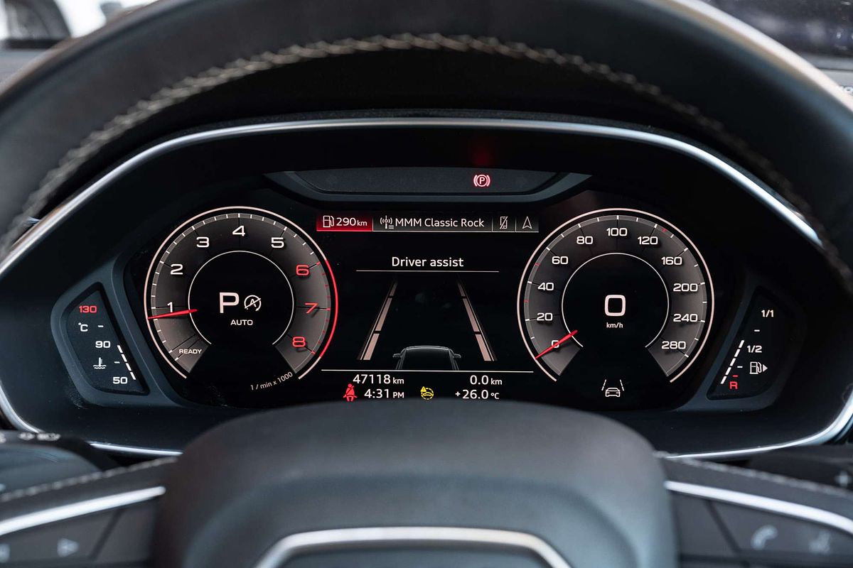 2022 Audi Q3 40 TFSI S line F3