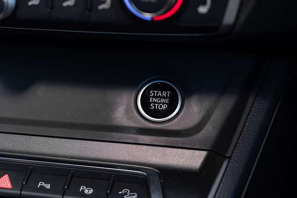 2022 Audi Q3 40 TFSI S line F3