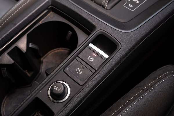 2022 Audi Q3 40 TFSI S line F3