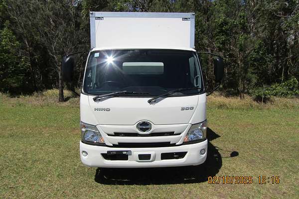 2022 Hino 300 Series 616 4x2 MWB