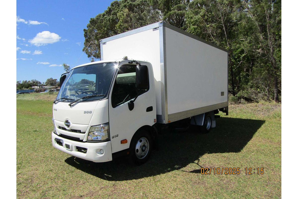 2022 Hino 300 Series 616 4x2 MWB