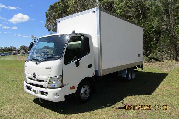 2022 Hino 300 Series 616 4x2 MWB