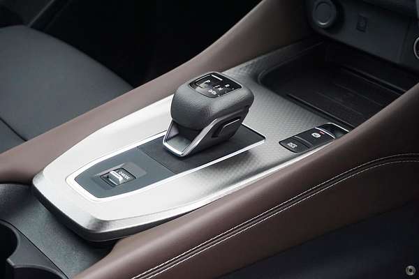 2025 Nissan QASHQAI Ti J12