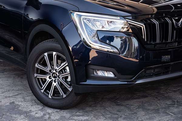 2025 Mahindra XUV700 AX7L