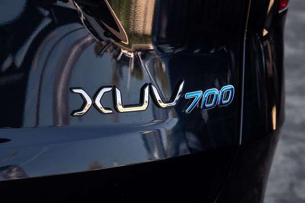 2025 Mahindra XUV700 AX7L