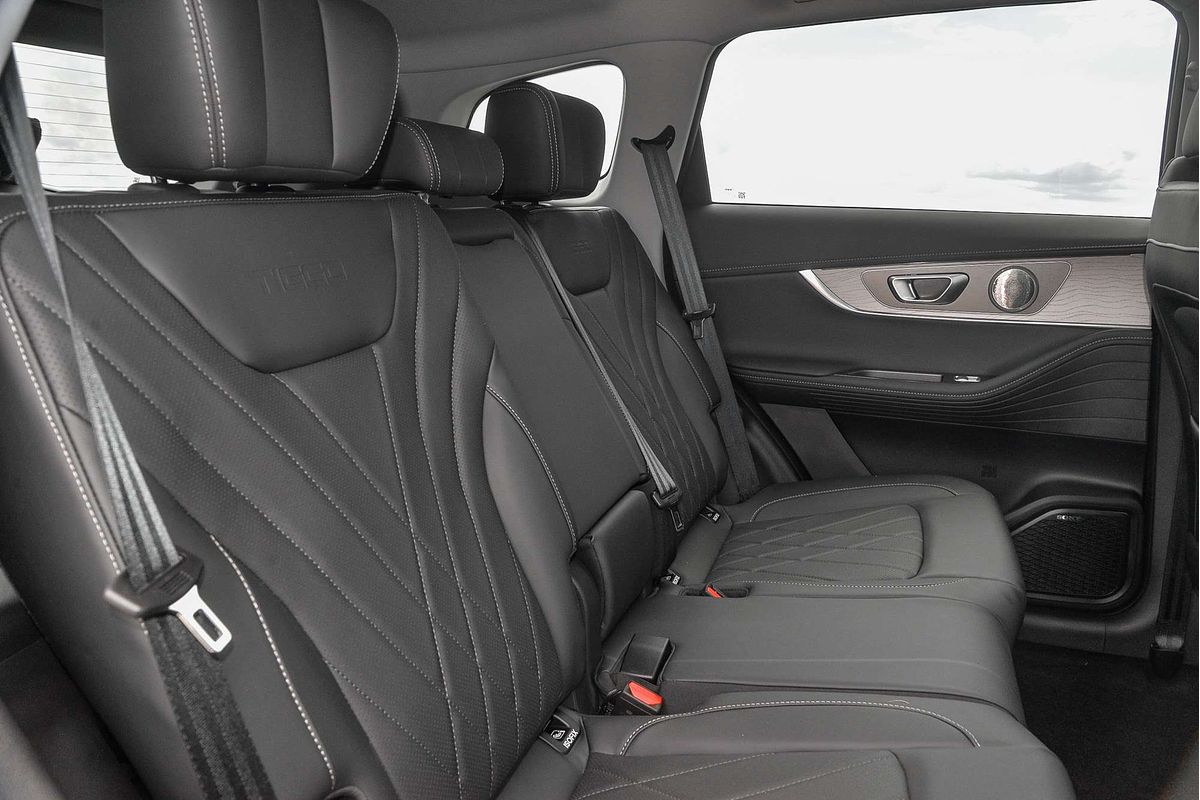 2025 Chery Tiggo 8 Pro Max Ultimate AWD