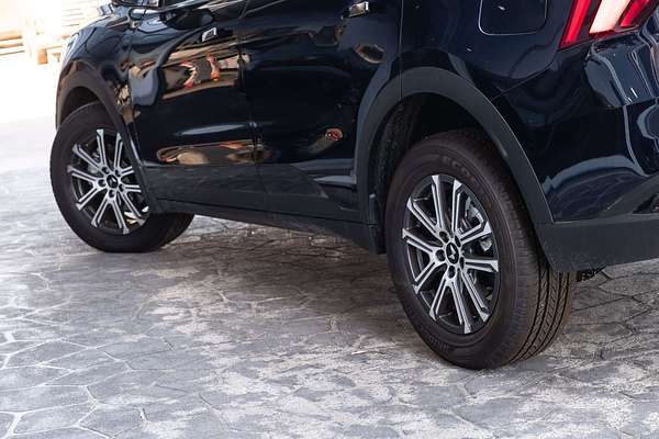 2025 Mahindra XUV700 AX7L