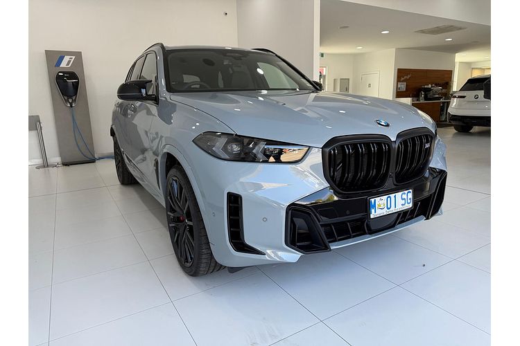 2025 BMW X5 M60i G05 LCI
