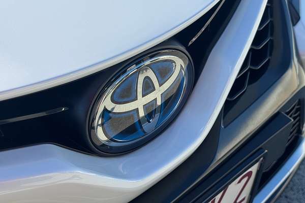 2022 Toyota Camry SX AXVH70R