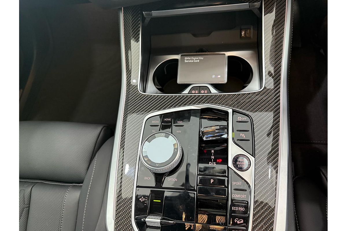 2025 BMW X5 M60i G05 LCI