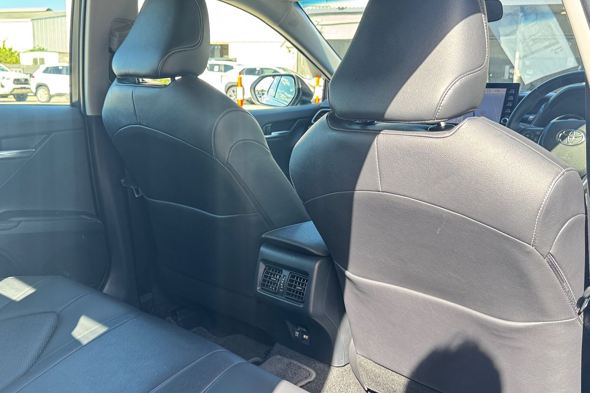 2022 Toyota Camry SX AXVH70R