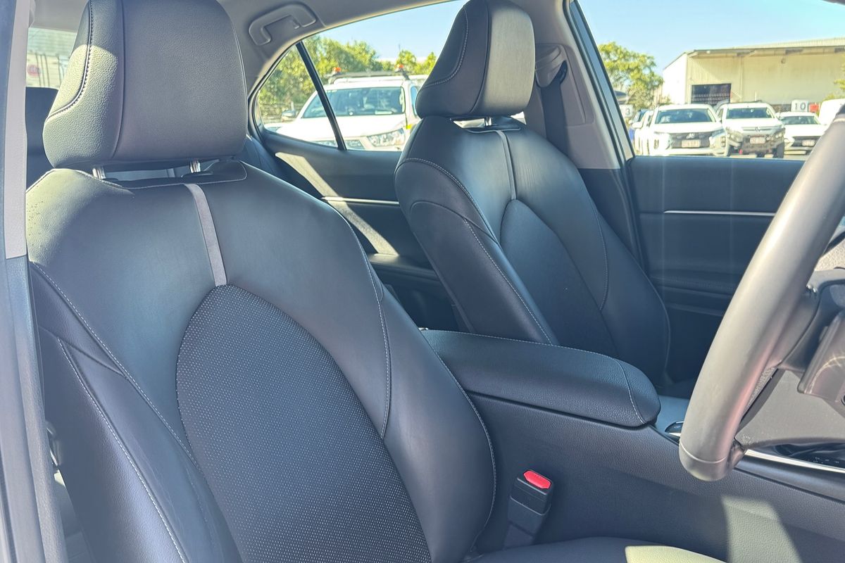 2022 Toyota Camry SX AXVH70R