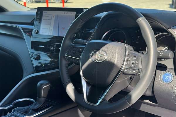 2022 Toyota Camry SX AXVH70R