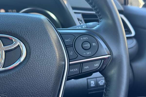 2022 Toyota Camry SX AXVH70R