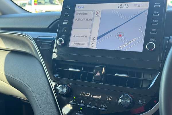 2022 Toyota Camry SX AXVH70R