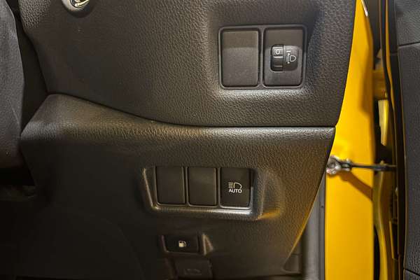 2023 Toyota C-HR GXL NGX10R