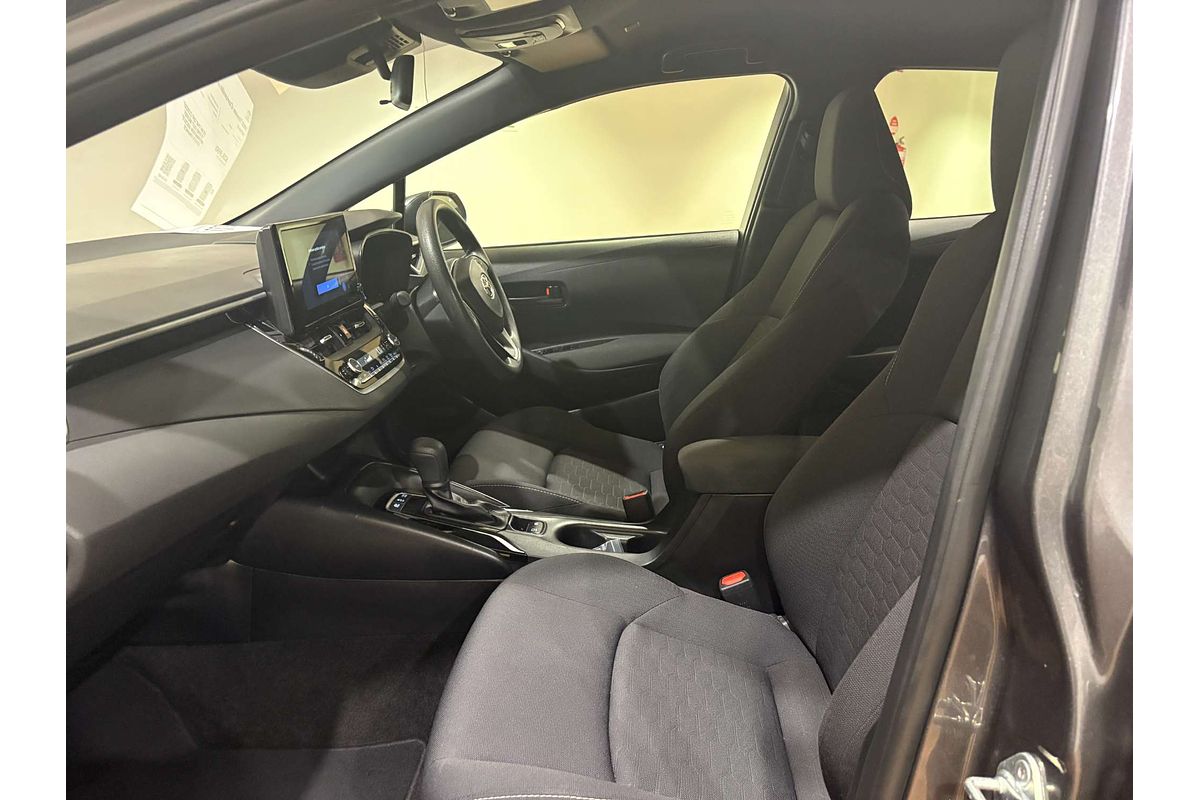 2022 Toyota Corolla Ascent Sport Hybrid ZWE219R