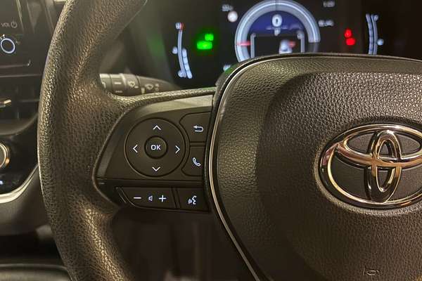 2022 Toyota Corolla Ascent Sport Hybrid ZWE219R