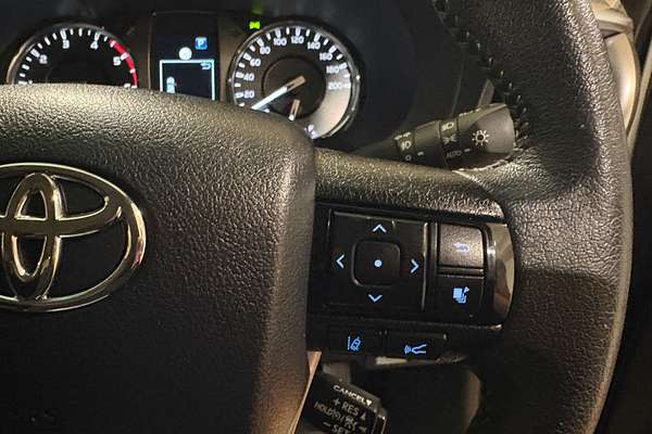 2021 Toyota Hilux SR5 GUN126R 4X4