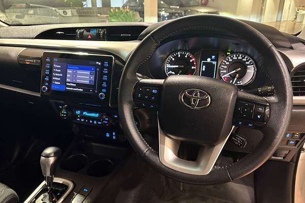 2021 Toyota Hilux SR5 GUN126R 4X4