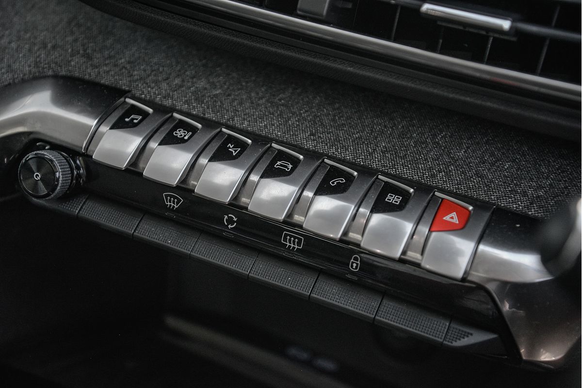 2017 Peugeot 5008 Allure P87