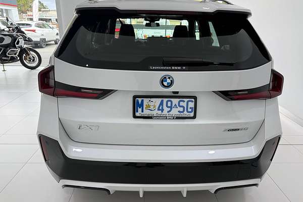2025 BMW iX1 xDrive30 M Sport U11