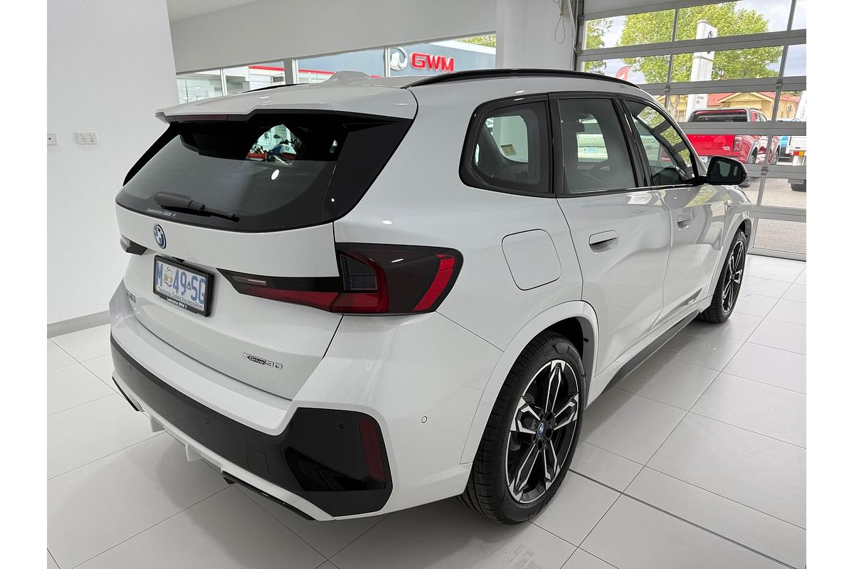 2025 BMW iX1 xDrive30 M Sport U11