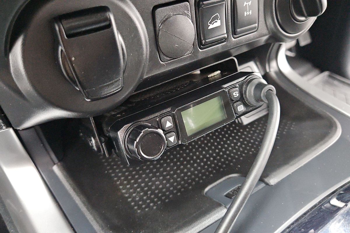 2021 Nissan Navara SL D23 Rear Wheel Drive