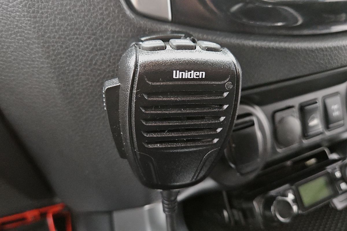 2021 Nissan Navara SL D23 Rear Wheel Drive