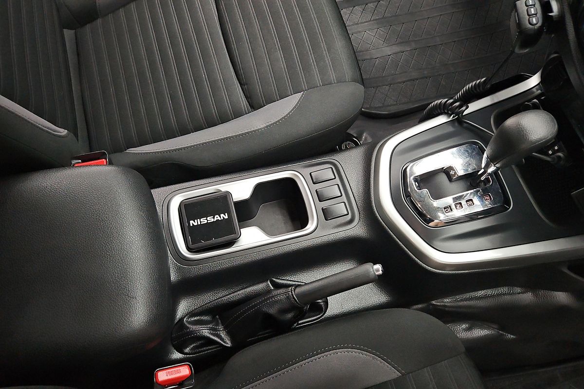 2021 Nissan Navara SL D23 Rear Wheel Drive