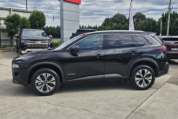 2025 Nissan X-TRAIL ST-L e-POWER T33