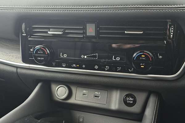 2025 Nissan X-TRAIL ST-L e-POWER T33