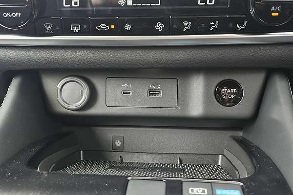 2025 Nissan X-TRAIL ST-L e-POWER T33